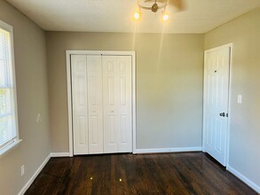 Building Photo - 3701 Tipperary Pl