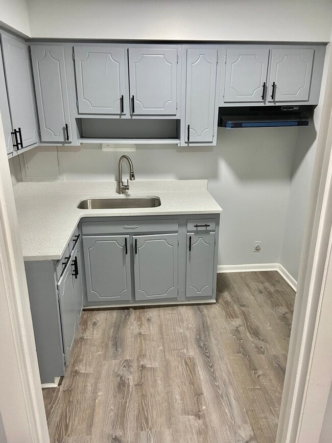 Building Photo - 10618 S Walden Pky