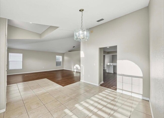 Foto del edificio - 6312 Tierra Vista Cir