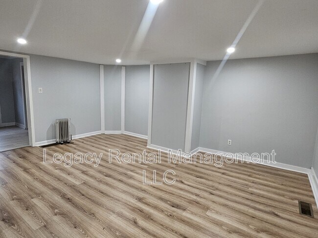 Foto del edificio - 2303 Old Berwick Rd