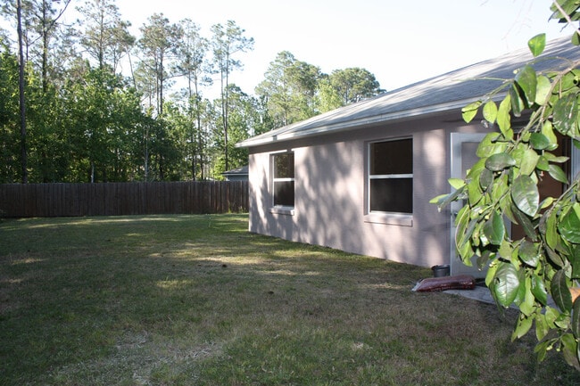 Building Photo - 20 Zebulon Pl