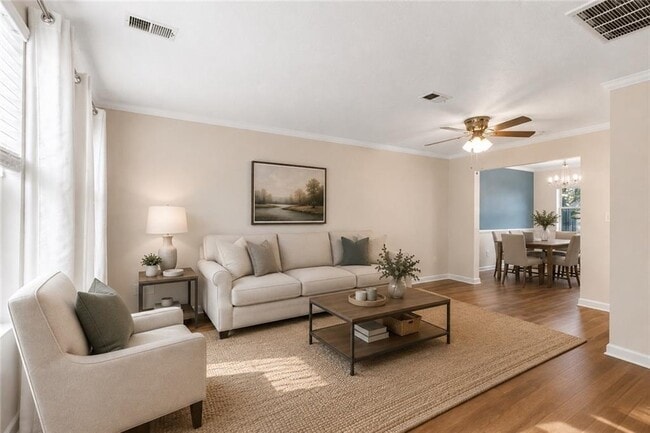 Building Photo - 245 Winding River Dr