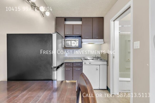 Building Photo - 10415 99 Ave
