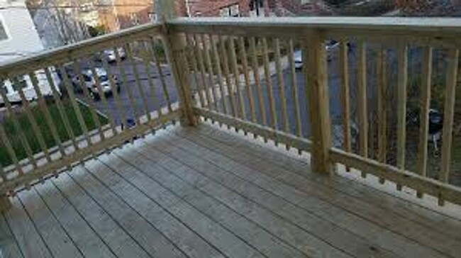 Building Photo - Massive Unit Steps From BC, In Unit Washer...