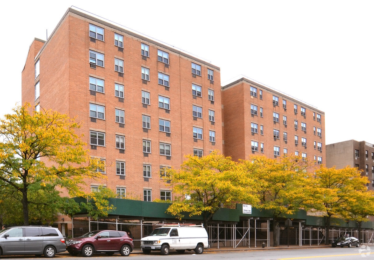 985 E Tremont Ave, Bronx, NY 10460 Apartments in Bronx, NY