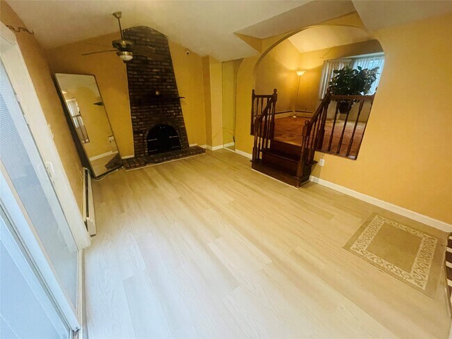 Foto del edificio - 7 Heritage Ln