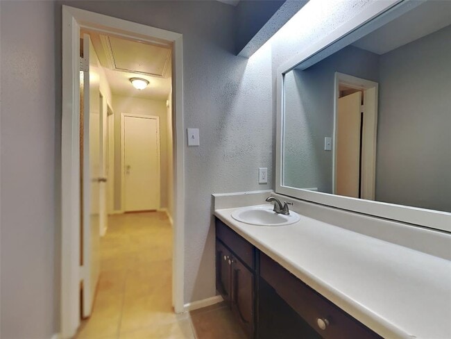 Building Photo - 22203 Barrygate Cir