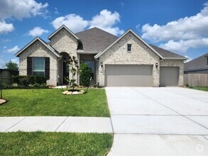 Building Photo - 5003 Twin Summit Dr