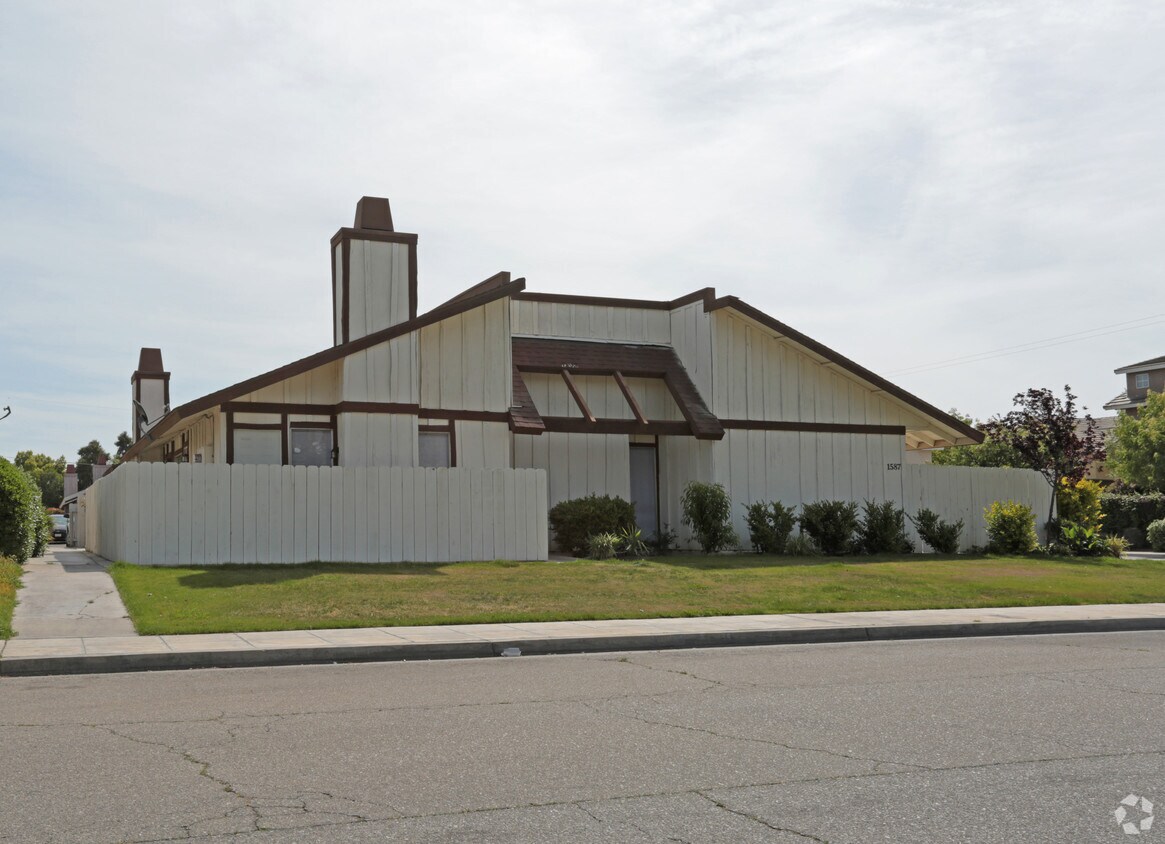 14271587 Dewitt Ave, Clovis, CA 93612 Apartments in Clovis, CA