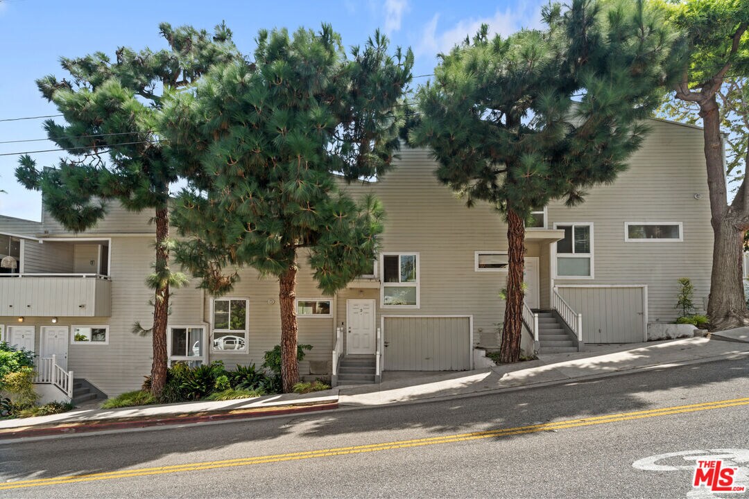 Primary Photo - 3101 5th St