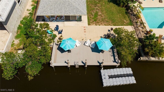 Foto del edificio - 2818 Shoreview Dr