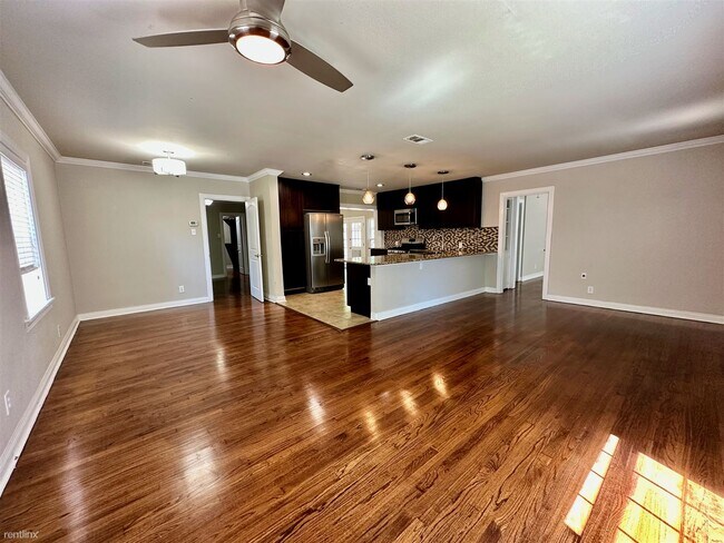 Building Photo - 3 br, 2 bath House - 5320 Stoneleigh Avenue