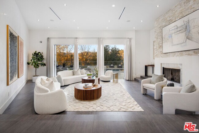 Foto del edificio - 2666 Hutton Dr