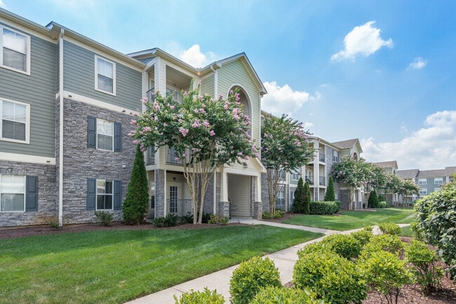 Building Photo - Preston at Hillwood