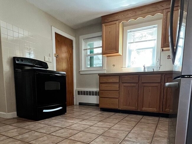Building Photo - 4 Mangano Ct