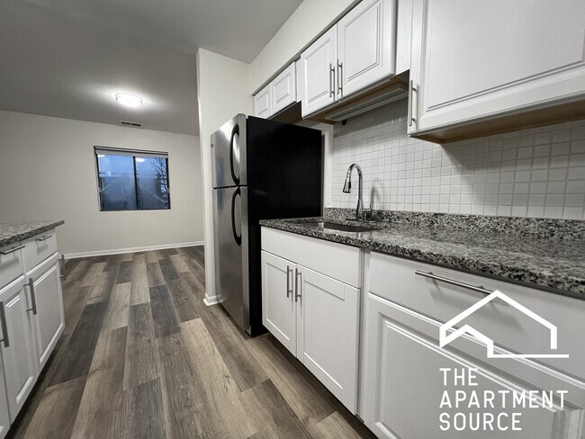 Foto del edificio - 2310 N Harlem Ave
