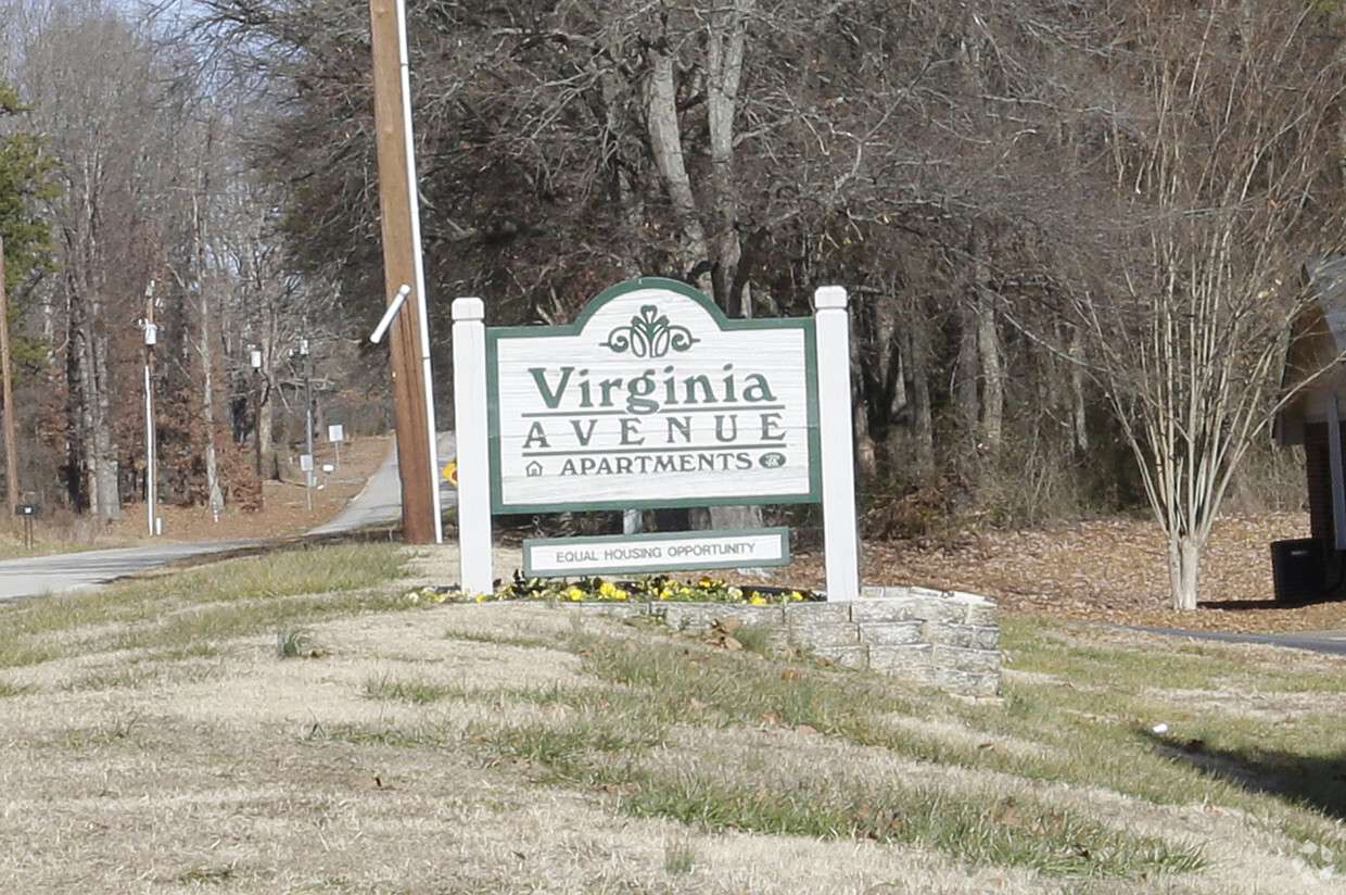 Foto del edificio - Virginia Avenue Apartments