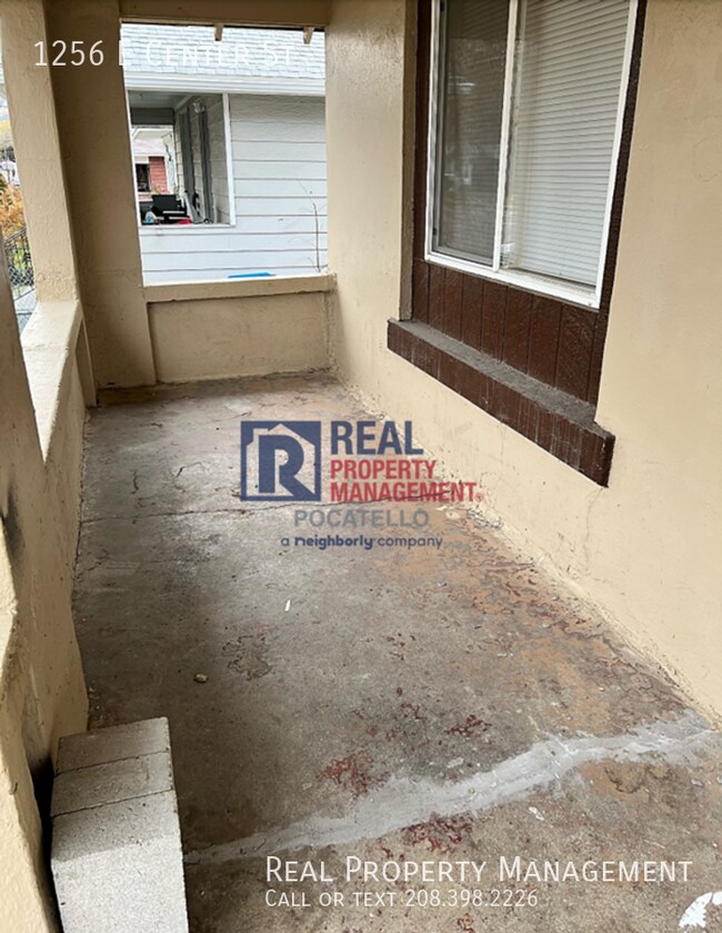 Foto del edificio - 3 Bedroom 2 bath House - with Garage