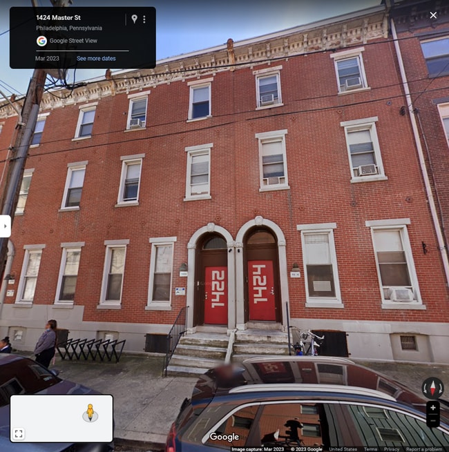 Building Photo - Three Bedroom and One bathroom apartment