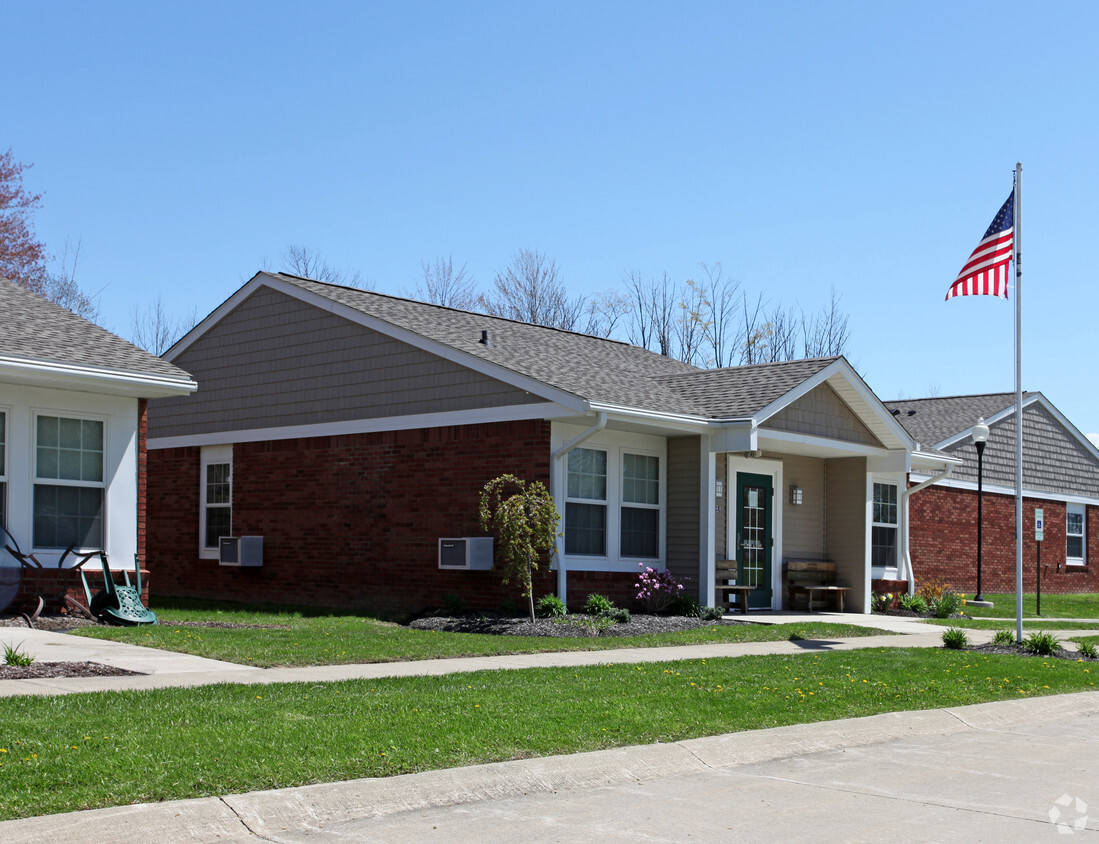 Primary Photo - Jefferson Courtyard Senior Apartments