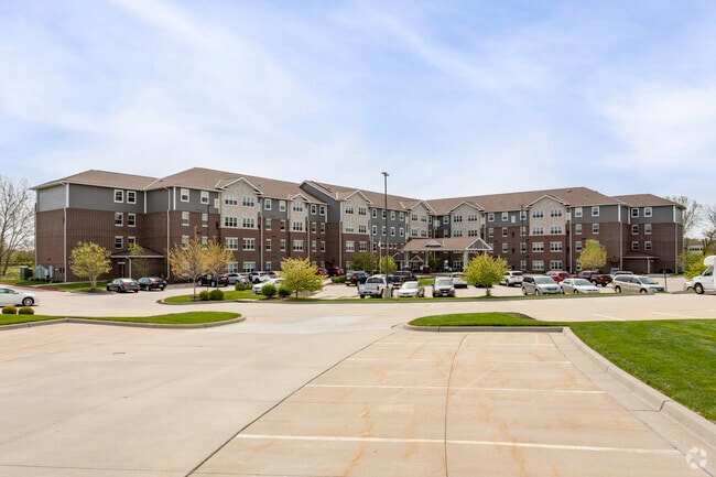 Building Photo - Gardens at Jackson Creek