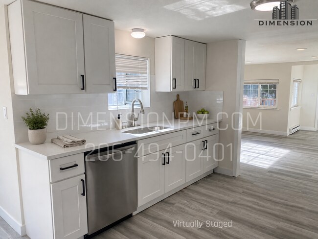 Foto del edificio - 1310 Poindexter Ave W