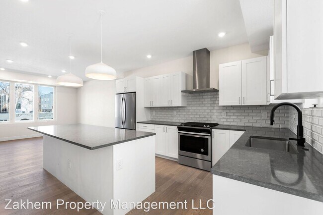 Building Photo - 2853 W 23rd Ave