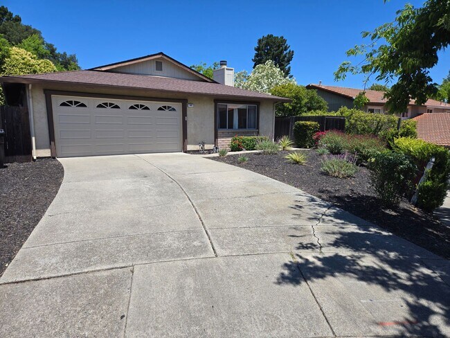 Foto del edificio - Gorgeous 3 Bedroom, 2 Bath home in great location