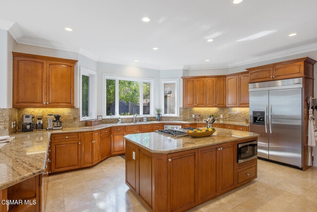 Building Photo - 758 Camino Dos Rios