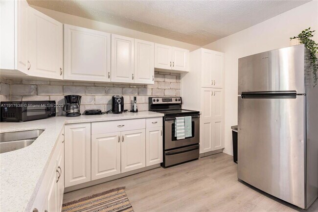 Foto del edificio - 22 SE 13th St