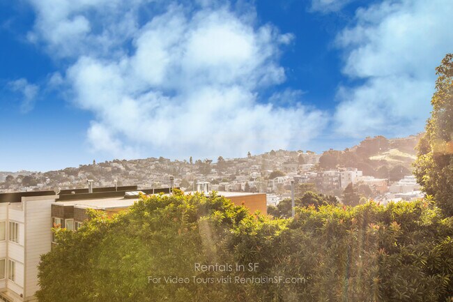 Foto del edificio - 248 Corbett Ave