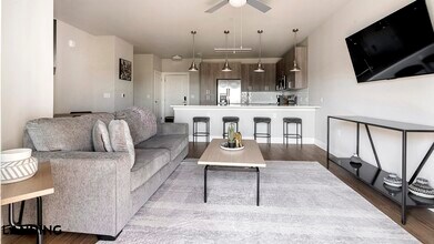 Building Photo - 10800 Colonial Gtwy Dr