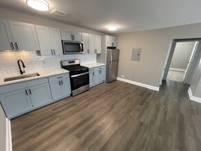 Building Photo - 21 N Dryden Pl