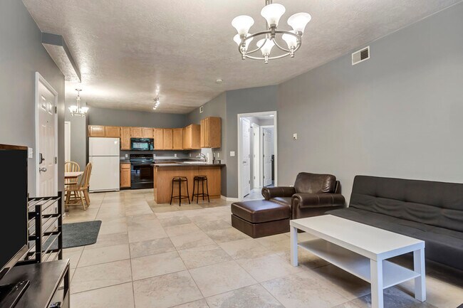 Foto del edificio - 532 N Seven Peaks Blvd