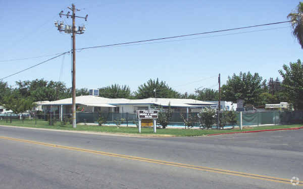 Building Photo - Fresno Mobile Home Park