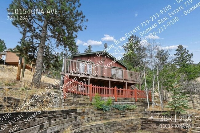 Photo - 11015 Iona Ave House