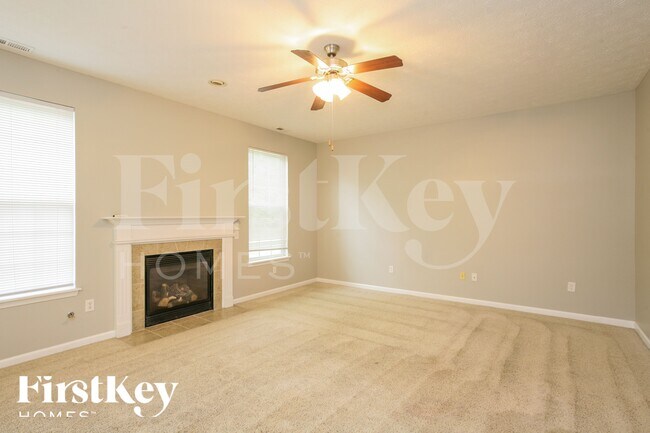 Foto del edificio - 13858 Ellsworth Ln