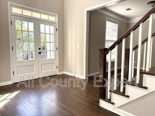 Foto del edificio - 4545 Sudbury Ct