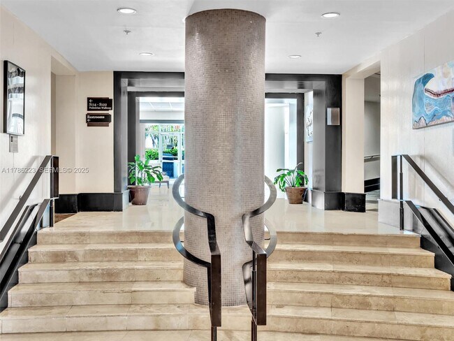 Building Photo - 1500 Bay Rd