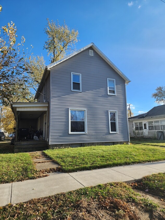 Primary Photo - 829 Kentner St