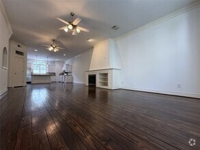 Building Photo - 118 Detering St