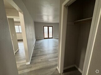 Building Photo - 2260 W Melanie Ave