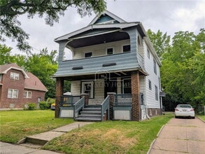 Building Photo - 10302 Lamontier Ave