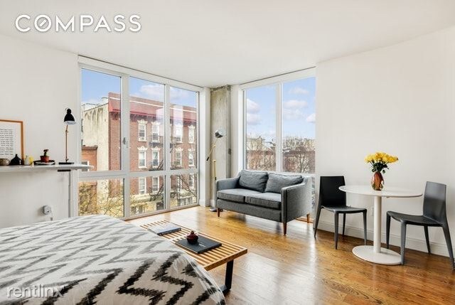 Building Photo - Studio, 1 bath Apartment - 954 Bergen St