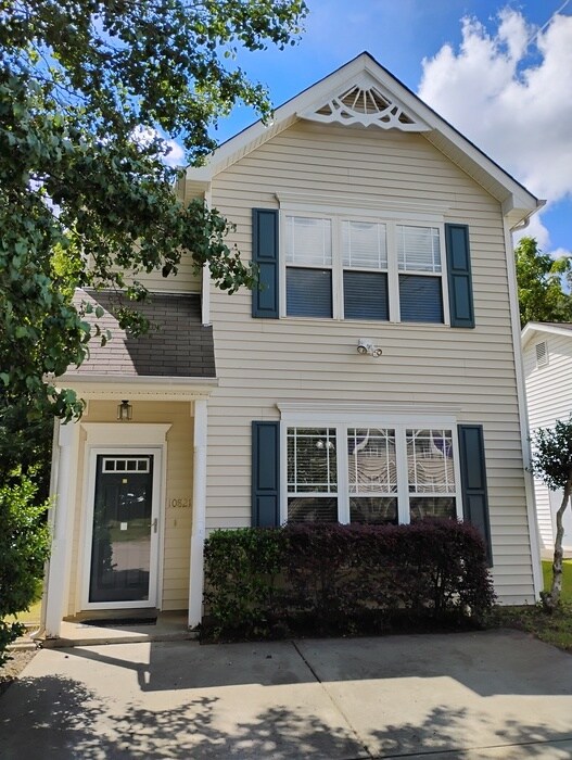 Foto del edificio - 10821 Farmville Rd