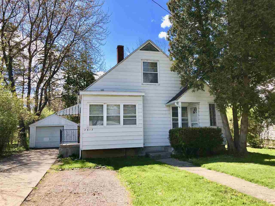 Primary Photo - 2613 Jefferson Ave
