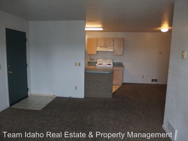 Building Photo - 1435 Northwood Dr