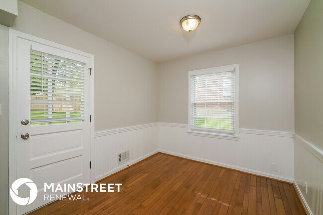 Foto del edificio - 3208 Cabinwood Dr