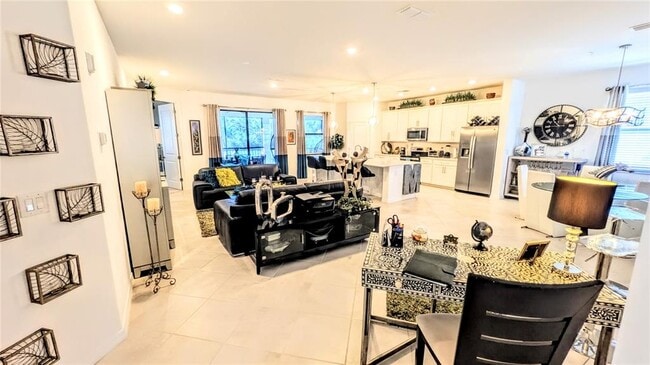 Foto del edificio - 5639 N Honore Ave