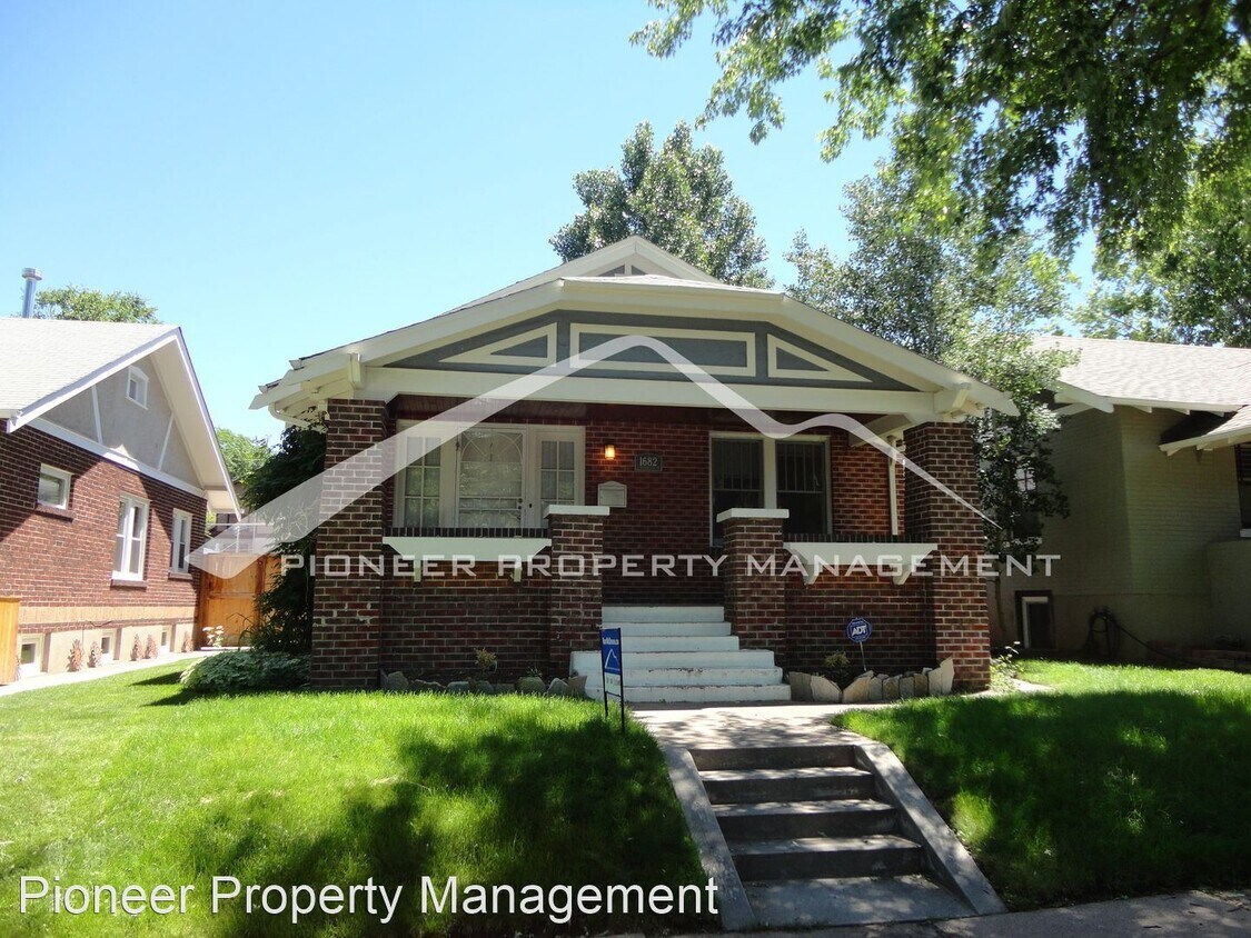 Foto principal - 2 br, 1 bath House - 1682 S. Washington St.